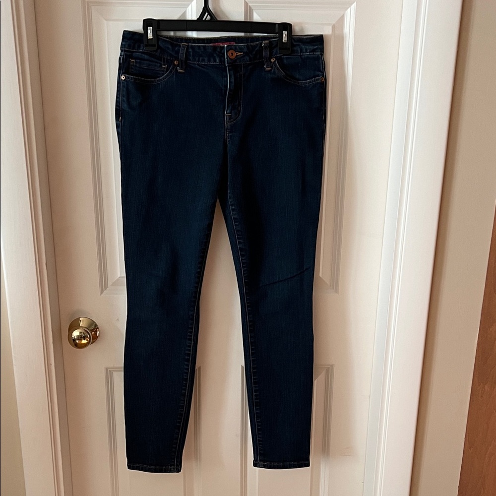 Tommy Hilfiger, “Skinny”, woman’s, dark blue, jeans. Size 10R.